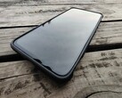 Является ли Nubia RedMagic 6R все еще актуальным игровым устройством? (Источник изображения: Дэррил Линингтон - Notebookcheck)