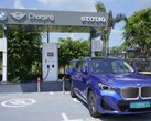 Электрический BMW на общественной зарядной станции в Индии (Источник изображения: BMW)