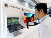 Компания Samsung Display продемонстрировала 16-дюймовую OLED-панель для ноутбуков с разрешением 2,5K и частотой обновления до 300 Гц — это первая OLED-панель для ноутбуков, достигшая такой частоты обновления.