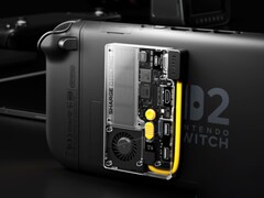 Sharge упаковывает небольшую док-станцию и вентилятор в мобильный SSD. (Источник изображения: Sharge)