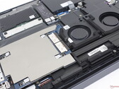 Pro Max 16 Plus - один из немногих современных ноутбуков, поставляемых со съемной графической картой, называемой DGFF или Dell Graphics Form Factor (Источник изображения: Notebookcheck)