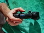 В комплект поставки Sony PlayStation 3 входил контроллер DualShock 3, который также совместим с RPCS3.