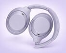 Sony WH-1000XM4C — это доступная по цене обновлённая версия популярных наушников с функцией активного шумоподавления (ANC) 2020 года.
