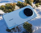 Модель Honor Magic 8 Ultra должна иметь более продвинутую конфигурацию камеры, чем Honor Magic 7 Pro (на фото). (Источник изображения: Notebookcheck)