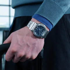 Одному ютуберу удалось заполучить часы Casio GMC-2500 ещё до их выхода