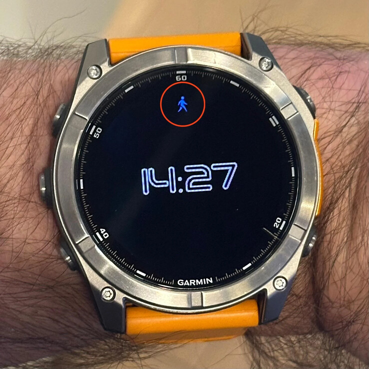 Новый синий значок человечка - это ярлык для функции Resume Later от Garmin. (Источник изображения: u/svacher через Reddt)
