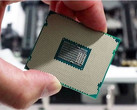 Восьмиядерные процессоры Coffee Lake-X  составят конкуренцию AMD Ryzen 7 2700X. (Изображение: HotHardware)