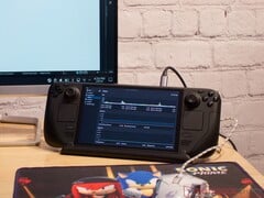 Смартфон можно использовать в качестве Bluetooth-источника звука для Steam Deck, позволяя воспроизводить звук игр, музыку, видео и звонки через одни и те же наушники.