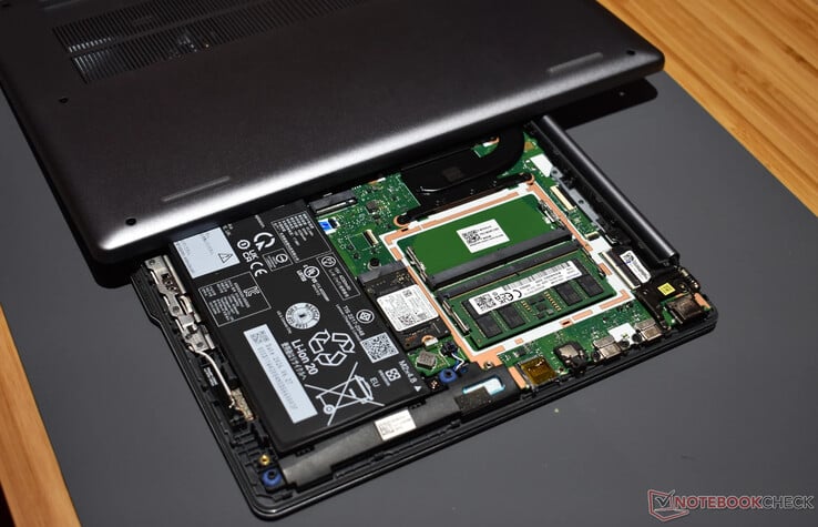 Взгляд на внутреннее устройство Lenovo IdeaPad Vibe 14.
