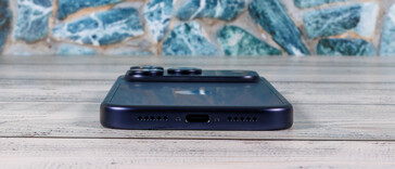 Подбородочный конец: Микрофон, USB, динамики