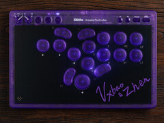 8BitDo Arcade Controller Transparent Purple Edition поддерживает очистку SOCD и турнирную блокировку.
