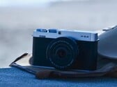 Компактная APS C камера Fujifilm X E4