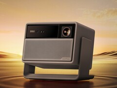 Компания Xgimi выпустила проектор RS 20 Ultra Max (на фото) в Китае. (Источник изображения: Xgimi)