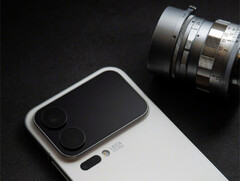 Ожидается, что Xiaomi 17 Ultra вытеснит Xiaomi 17 Pro Max до конца года в Китае, последний изображен на фото. (Источник изображения: Xiaomi)