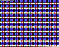 Четкий субпиксель OLED