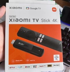 Xiaomi TV Stick 4K (2nd Gen) во плоти. (Источник изображения: Aliexpress)