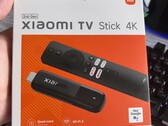Xiaomi TV Stick 4K (2nd Gen) во плоти. (Источник изображения: Aliexpress)