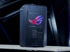 В настоящее время доступны две конфигурации модели ROG GR70. На фотографии: вид мини-ПК сбоку