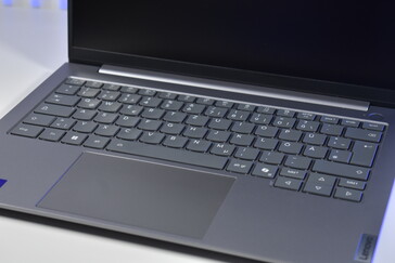 Lenovo ThinkBook 14 Gen 8: Клавиатура