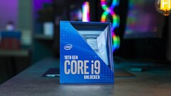 Core i9-10900K изо всех сил старался обойти Ryzen 9 3900X в Corona Render Test (Изображение: HD Tecnologia)