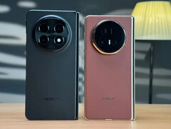Oppo Find N5 и Honor Magic V5 слева направо. (Источник изображения: Kingmi Mobile - отредактировано)