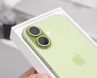 Ожидается, что только начальный уровень Apple избежит повышения цен. На фото манекен iPhone 17. (Источник изображения: Majin Bu)