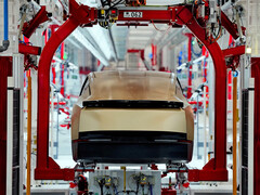 Процесс производства Tesla Cybercab. (Источник изображения: Tesla)