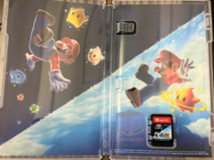 Внутренняя иллюстрация с картриджем для Switch из комплекта Super Mario Galaxy 1+2 (источник изображения: ForeverPhysical X)