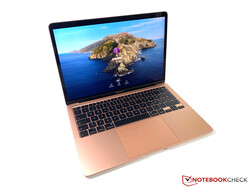 На обзоре: Apple MacBook Air 2020 Core i3. Тестовый образец предоставлен Cyberport