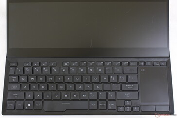 Раскладка клавиатуры с индивидуальной RGB-подсветкой клавиш не изменилась