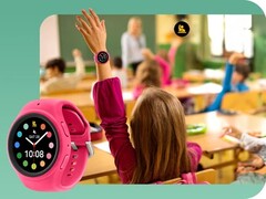 Удобные для студентов часы Pearson Revibe, изображенные здесь на фоне классной комнаты, - это всего лишь модифицированный Galaxy Watch 7. (Источник изображения: Samsung) 