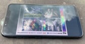 Экран LG G8s ThinQ на улице с макс. выставленной вручную яркостью