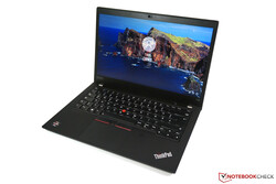 На обзоре: Lenovo ThinkPad T495. Тестовый образец предоставлен campuspoint