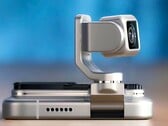 Смартфон Honor Robot Phone уже доступен для импорта в Европу и на другие мировые рынки, хотя и по ценам, ещё более высоким по сравнению с Китаем.