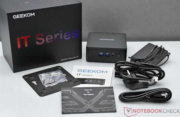 Комплект поставки Geekom Mini IT15