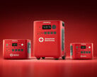 Jackery HomePower 2000 Plus v2 Red Cross Edition, Jackery HomePower 3600 Plus Red Cross Edition и Jackery HomePower 1000 Plus v2 Red Cross Edition (слева направо)