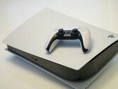 Sony PS5 была выпущена еще в 2020 году по стартовой цене 499,99 долларов.