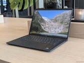 Обзор ноутбука HP EliteBook X G1i 14 AI: Базовые функции в дизайне представительского класса