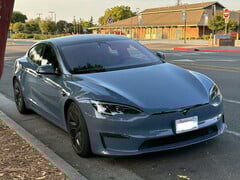 Предполагаемое обновление Tesla Model S в 2026 году. (Источник изображения: SongLeeYan/Reddit)