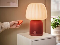 Пульт дистанционного управления IKEA Bilresa (на фото - двухкнопочная версия) теперь доступен в Швеции. (Источник изображения: IKEA)