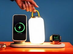 Зарядное устройство DailyObjects также может заряжать портативную лампу.