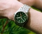 В новейших часах Seiko серии 5 Sports Field функция GMT реализована в корпусе меньшего размера