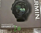 Ожидается, что часы Forerunner 570 будут выпускаться в трех цветовых вариантах для каждого размера. (Источник изображения: via Gadgets &amp; Wearables)