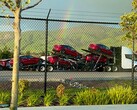 Tesla Semi, загруженная новыми Model 3. Новое исследование показывает, что электромобили могут помочь предотвратить детскую астму (Источник изображения: ALSULTAN_MERIAM на X)