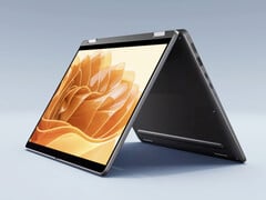 Dell Pro 7 Series 13 2-в-1 (P703265) весит примерно 1,38 кг.