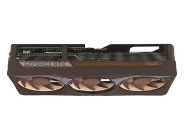 Asus GeForce RTX 5080 16 ГБ GDDR7 Noctua OC Edition вид сверху. (Источник изображения: Asus)