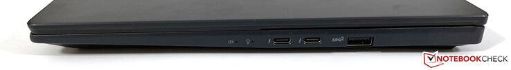 Правая сторона: 2x Thunderbolt 4 (USB-C 4.0, DisplayPort ALT mode 1.4a, Power Delivery), USB-A 3.2 Gen. 2