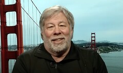 Appleсооснователь компании Стив Возняк делится своими мыслями об интеллекте Apple. (Источник: Bloomberg через YouTube)