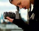 Sony FX2 оснащена электронным видоискателем (Источник изображения: Sony)