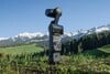 Insta360 Luna Ultra оснащена съемным сенсорным OLED-экраном
